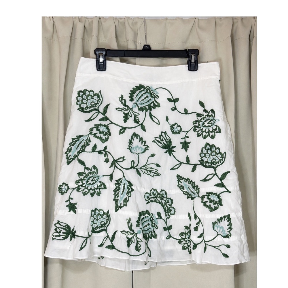 Ann Taylor Cotton Skirt 12P Floral Embroidered White A-Line Side Zip Petite